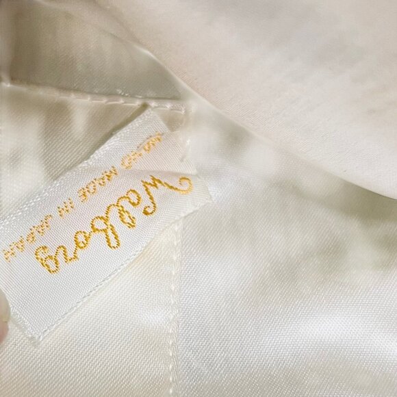 Walborg Silver Beaded Evening Bag With Chain Handle & Kiss Lock Closure (5909) - Picture 8 of 8